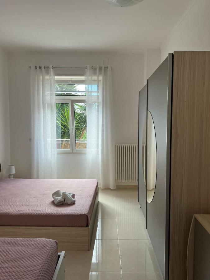 Casa Vacanza Acqua Marina มันเฟรโดเนีย ภายนอก รูปภาพ