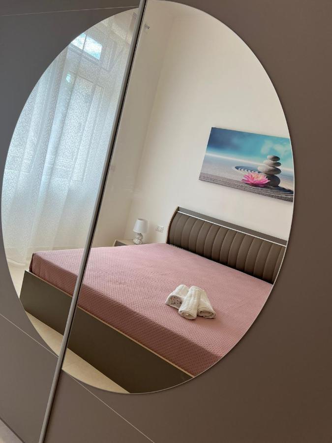 Casa Vacanza Acqua Marina มันเฟรโดเนีย ภายนอก รูปภาพ